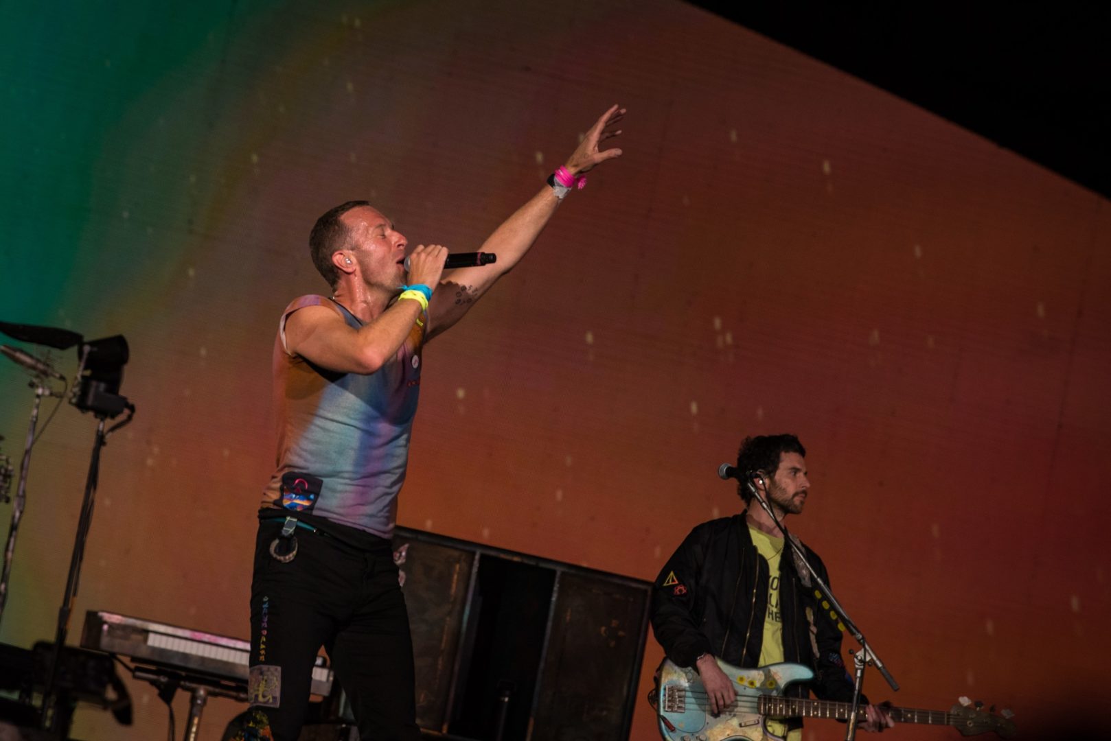 Coldplay Cantam Balada Da Despedida No Primeiro De Quatro Concertos