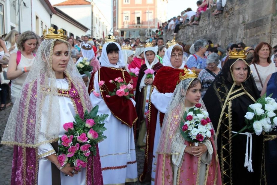 Coimbra assiste hoje à segunda procissão da Rainha Santa