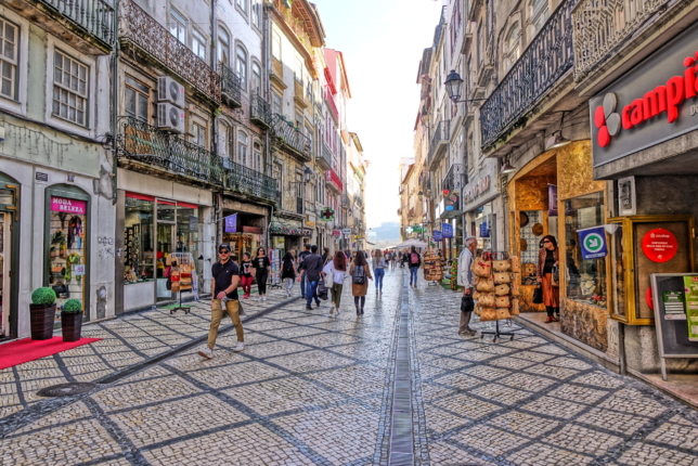 Coimbra prepara candidatura à linha de financiamento “Bairros Comerciais Digitais”