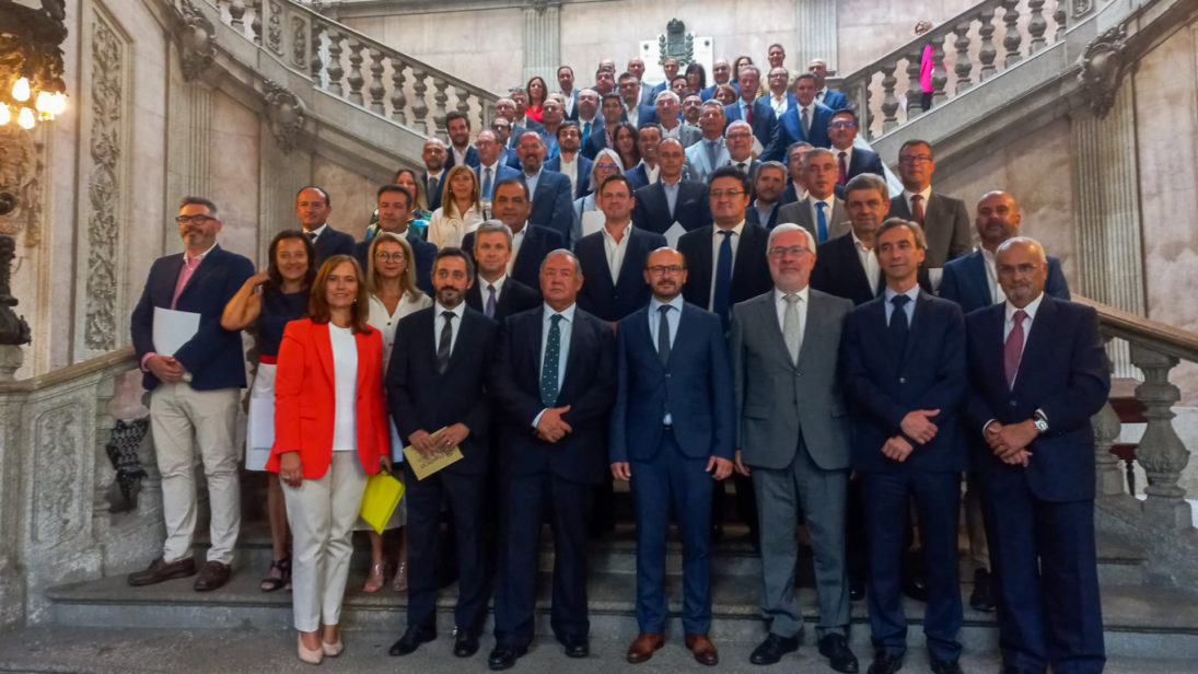 Coimbra assina declaração de compromisso para implementação do projeto “Bairros Comerciais Digitais”