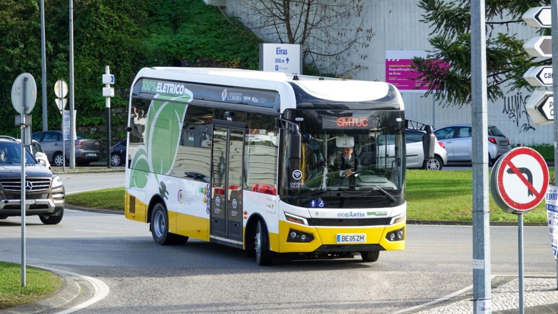 Novos miniautocarros elétricos dos SMTUC já circulam em Coimbra