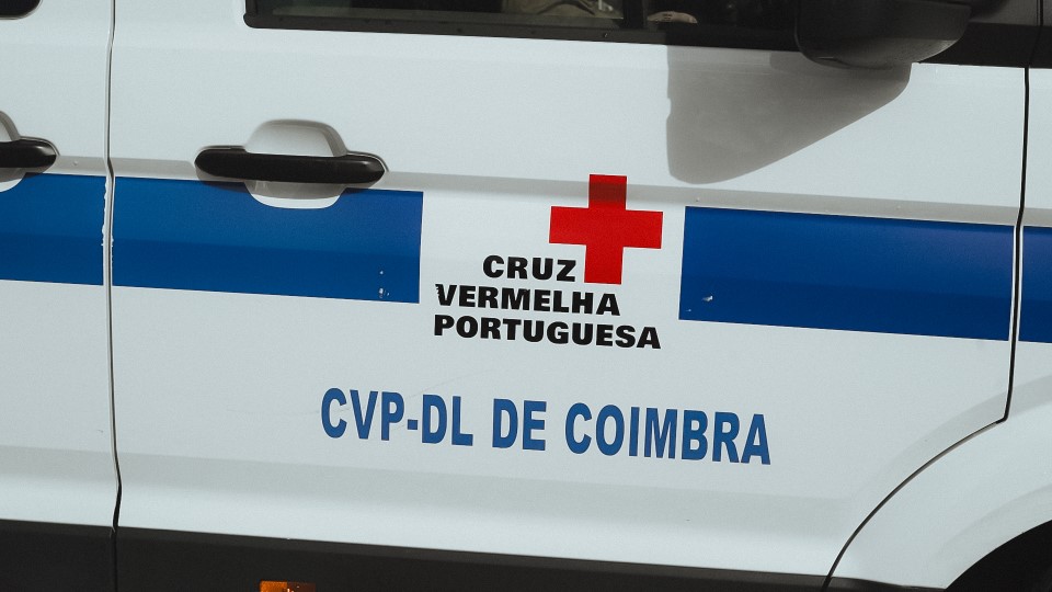 CM de Coimbra estabelece protocolo com a Cruz Vermelha para agilizar apoios urgentes no valor de 130 mil euros