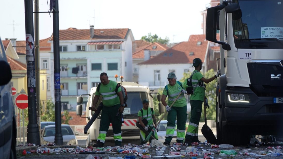 Totalidade dos resíduos recolhidos no Cortejo da Queima das Fitas foram para reciclagem