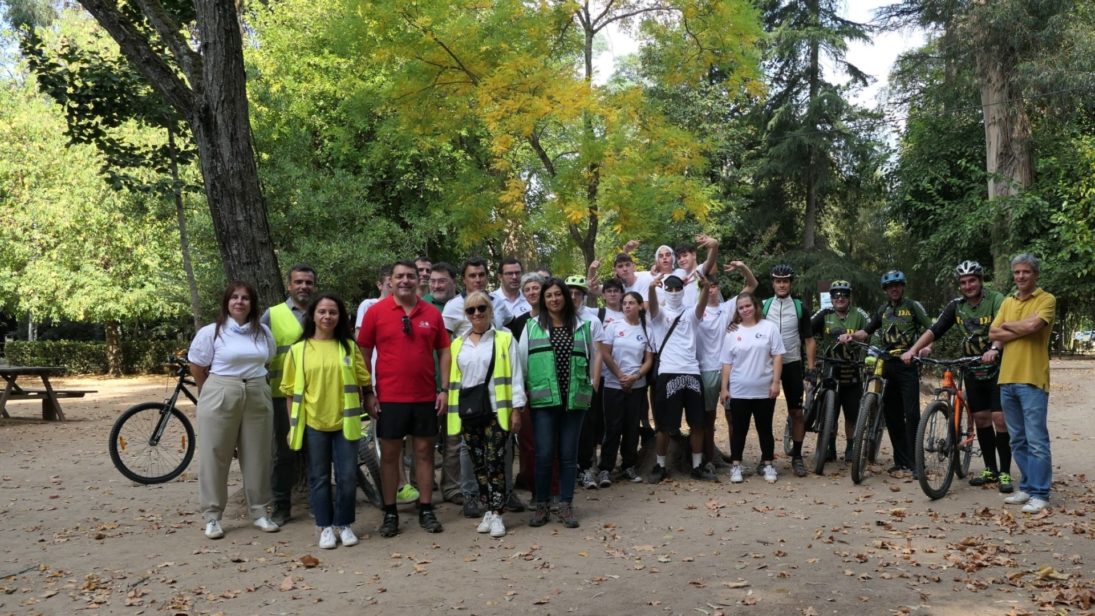 CM de Coimbra organiza passeio de bicicleta com alunos do secundário para promover a mobilidade sustentável