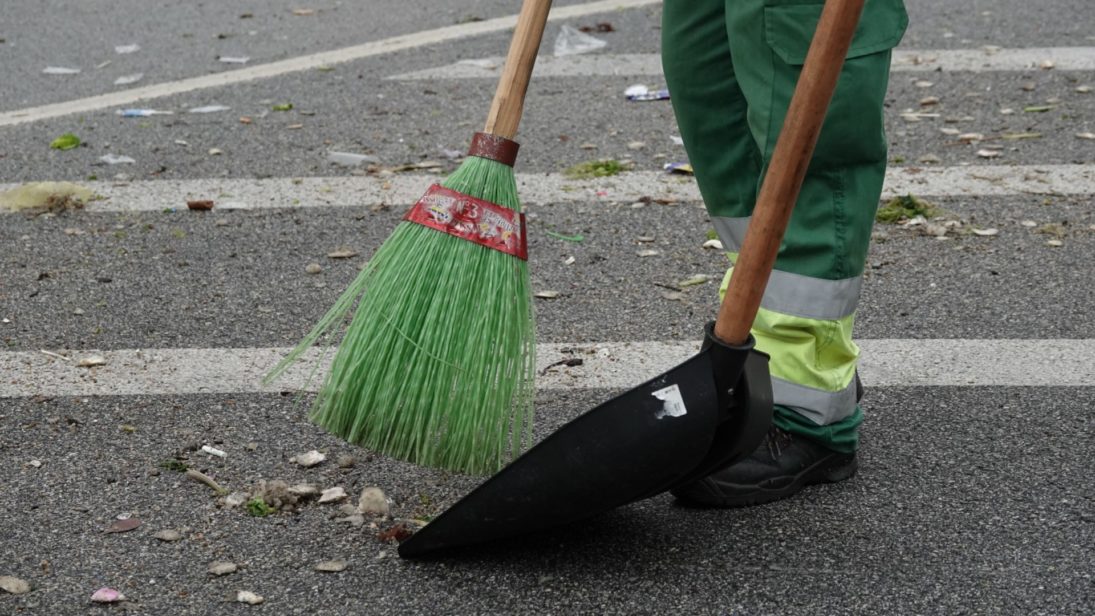 CM de Coimbra apela à redução de deposição de lixo na rua devido à greve de amanhã