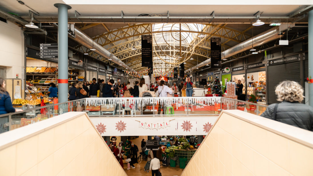 CM de Coimbra e CASA promovem Ceia de Natal na terça-feira no Mercado Municipal D. Pedro V